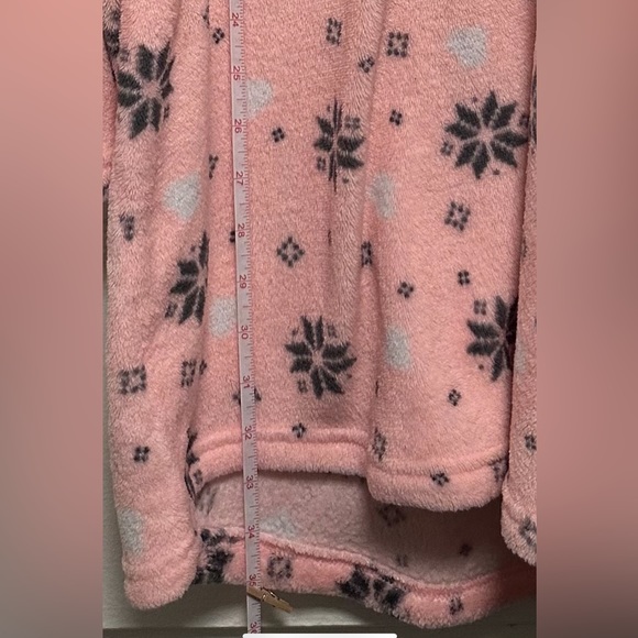 Women’s Joe Boxer Hooded Nightgown - Picture 6 of 10